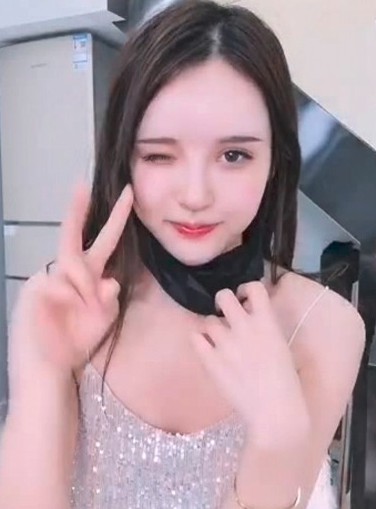 白富美舞蹈系女学生绿播转黄播！超级可爱明星颜值[588M]-福利好好看