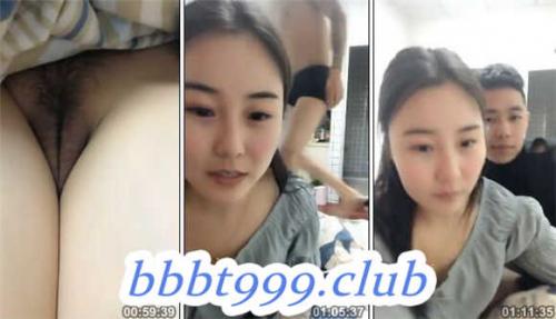 非常可爱漂亮的妹子与纹身男玩直播-福利好好看