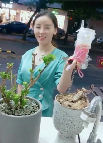 奶茶店啪啪，按摩院叫大爷全裸按摩[小眯眯]7,24/25/27/28/30/31六天10小时合集[2.76GB]-福利好好看