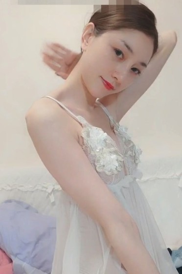 长腿美女[一个人]7,25/26日透明装诱惑椅子上跳蛋自慰尿尿给力[1.54G]-福利好好看