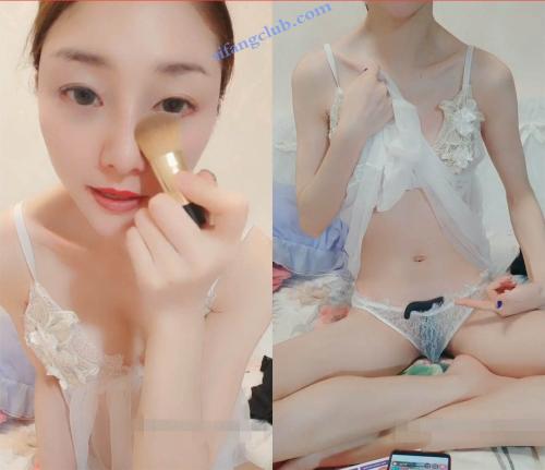 长腿美女一个人-透明装诱惑 椅子上跳蛋自慰 尿尿 给力 – 一个人-871-福利好好看