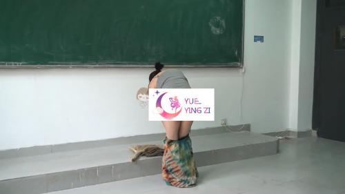 国产行为艺术谷雨行动现场纪实小姐姐下半身丸出撅着玩扫帚[1v]-福利好好看