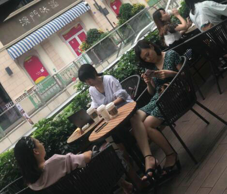 厕拍美女系列 7-8月新鲜出炉 第四期[5.55G]-福利好好看