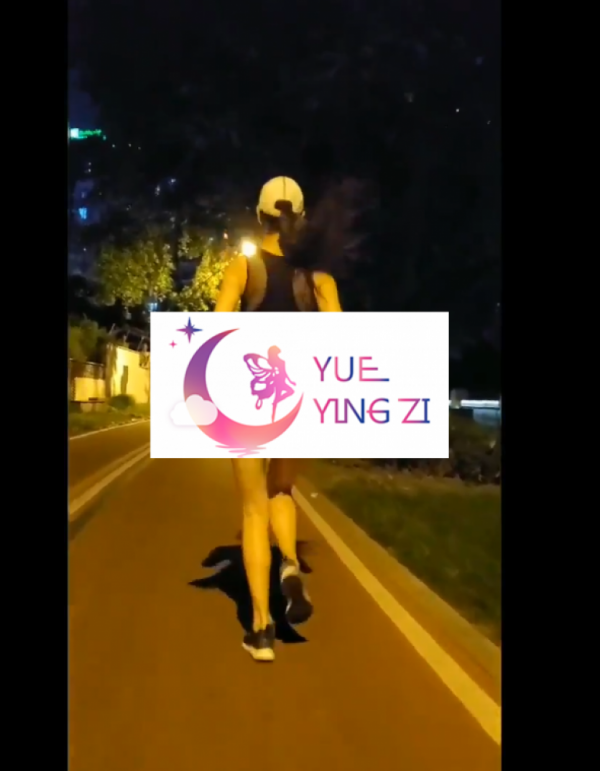 推特某位大神情趣装夜跑加购物被小哥哥看到[4v]-福利好好看