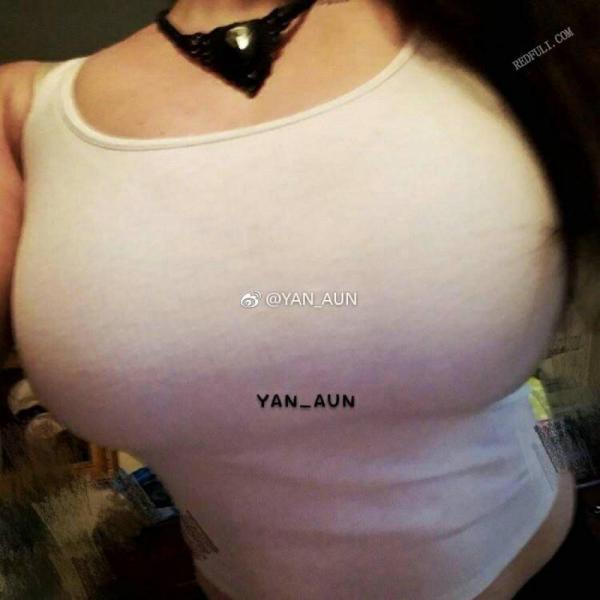 重磅消息微博红人妍妍小椰子全集[37.4M]-福利好好看