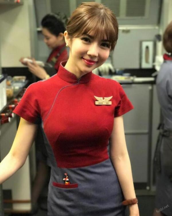 门事件台湾华航高颜值空姐@Qbee张比比事件[110P/4V/615M]-福利好好看