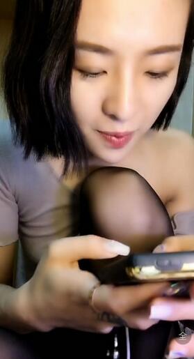极品短发气质主播S小姐姐黑丝道具紫薇6V[3.48GB]/美主播BGN月儿露脸福利加直播19V[3.64GB]-福利好好看