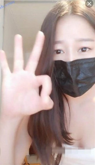 极品少妇单亲妈妈-大黑牛 AV帮自慰喷水 洗逼 保养挺不错-福利好好看