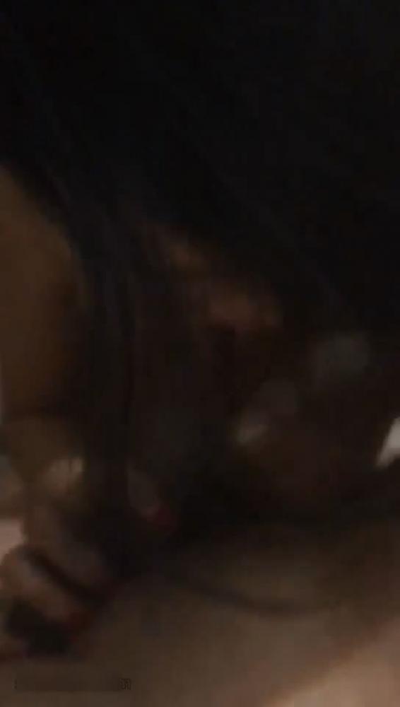 高颜值美女主播苏然和刷了很多礼物的土豪粉丝啪啪 真羡慕那个操她的男人!-福利好好看