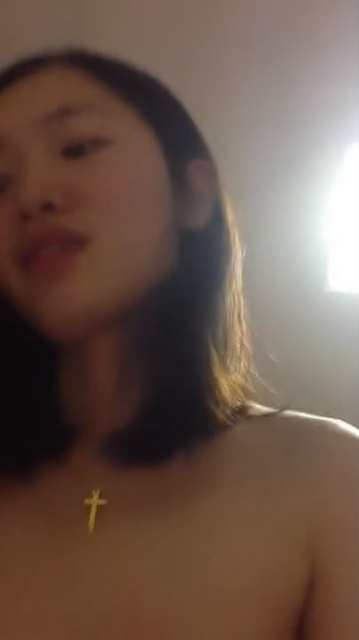 韩国家中自拍身材很好的小美女各种姿势啪啪啪搞起来水声很大-福利好好看