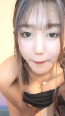 超极品女神无名小妖 -大尺度裸舞，极品奶子滚圆滚圆的-福利好好看