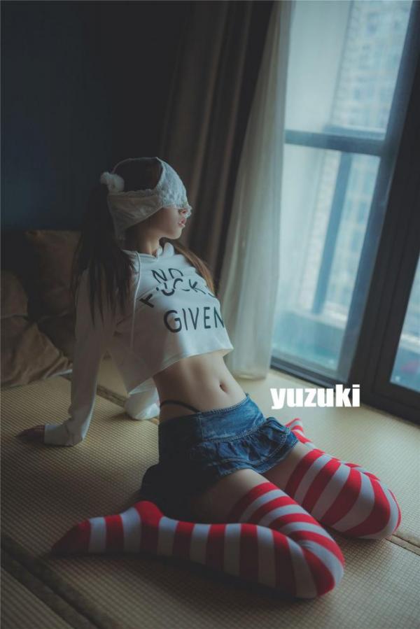 极品网红柚木写真VIP会员版 萝莉白虎软妹子泡泡条纹袜视频+图包合集-福利好好看