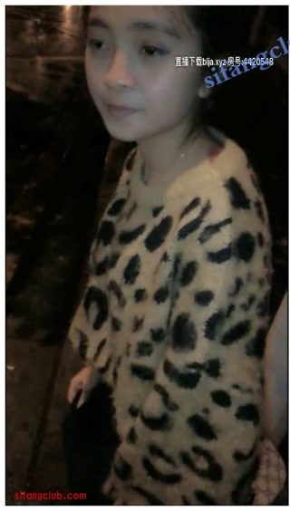 11-04户外小姐姐-炮友公厕啪啪+户外车震-福利好好看
