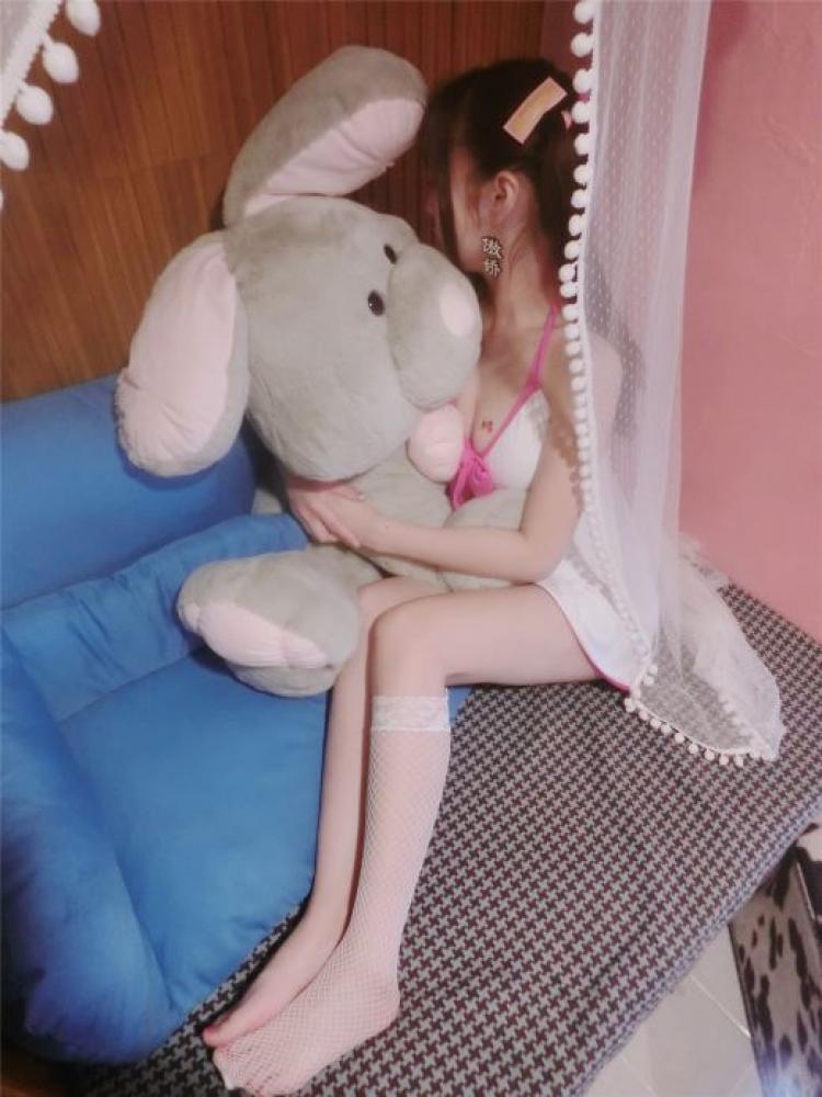 微博网络红人专区-网络红人@[19邻家女孩] – 粉白死库水 52图 2花絮视屏-福利好好看