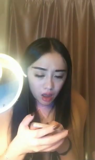 网红女主播乔宝VENU圣诞节喝高了胡言乱语一言不合把衣服都脱了让大家饱眼福[1.52G]-福利好好看