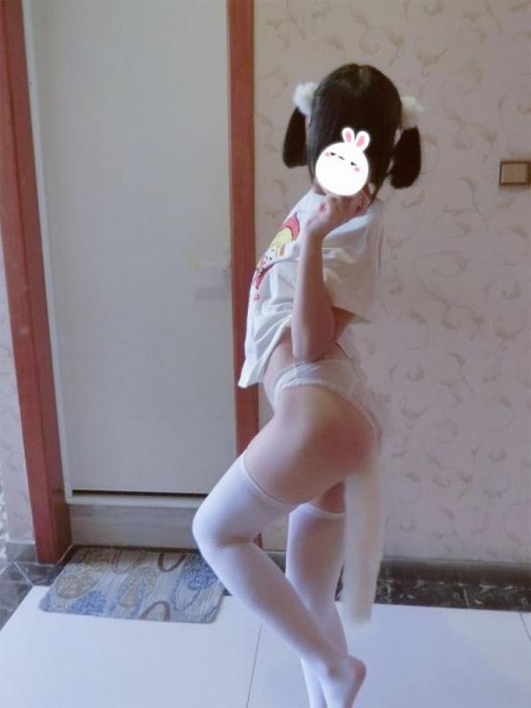 微博网拍自拍套图-微博红人@一只肉酱阿-狐狸尾巴(65P)-福利好好看