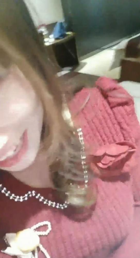 2个美女约了2个炮友宾馆直播4P大乱交 还说今天要把男的吸成精尽人亡 叫声太骚了[666.36M]-福利好好看
