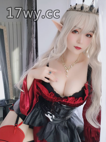 Coser白银81私图电子档图片写真集之皇家吸血鬼-福利好好看