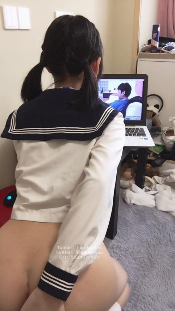 微博红人@悠宝三岁-看AV的双马尾JK 原版高清[14P/1V]-福利好好看