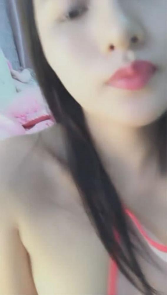 颜值很高的美女穿着情趣黑丝诱惑 摸胸揉逼 木耳还是很粉嫩的[530.08M]-福利好好看