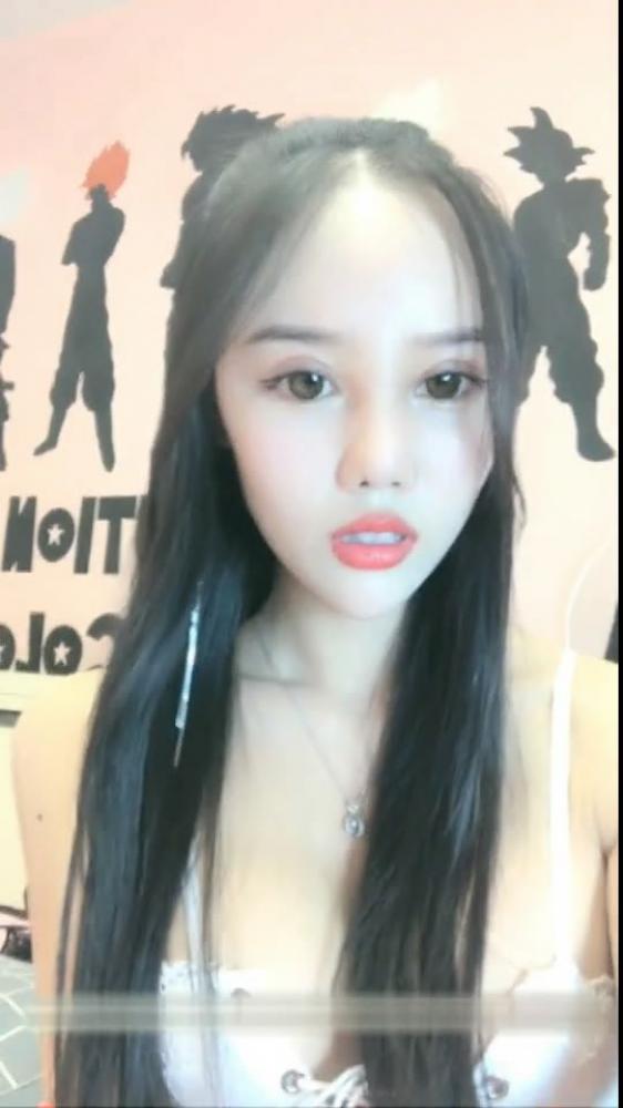 漂亮御姐美女主播健身小西收费自慰大秀第二弹 身材丰满高挑 大力插穴自慰 十分诱人[623.30M]-福利好好看