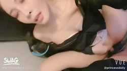 台湾SWAG在网咖打游戏无聊叫辣妹陪玩,那个爽,不足为外人道也,好东西不容错过[MP4/535MB]-福利好好看