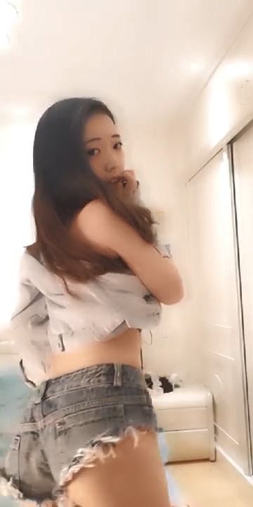 一坊美女公交车女孩啾啾一多房道俱大绣20200109-福利好好看