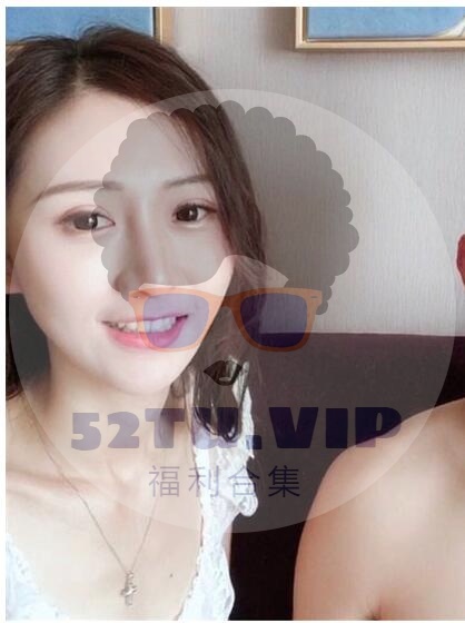 抖音网红萌宠叔与女神级超靓女友自拍沙发-福利好好看