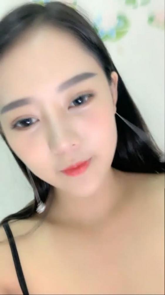 高颜值苗条双女戴上道具JJ啪啪秀吊带丝袜道具大JJ后入骑乘抽插呻吟娇喘很是诱惑喜欢不要错过[892.67M]-福利好好看