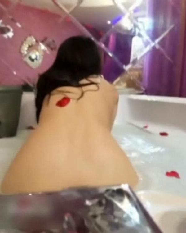 极品美乳长腿小萌妃软妹纸诱惑登场多场景服装多变化极品名器粉嫩螺旋逼超紧自慰淫荡流水高清合集诱惑版[524.87M]-福利好好看