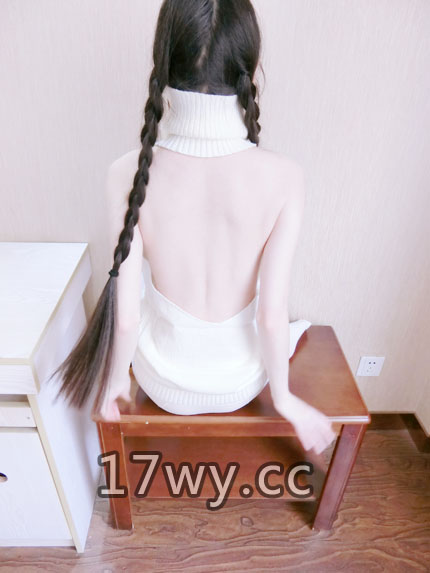 西尔酱白丝露背毛衣图包福利资源-撸先生