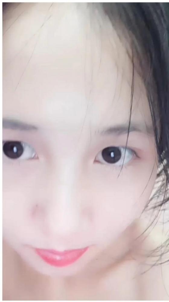[性感小妞]啤酒姑娘旺盛黑森林水嫩小挺奶子裸诱扣白液-福利好好看