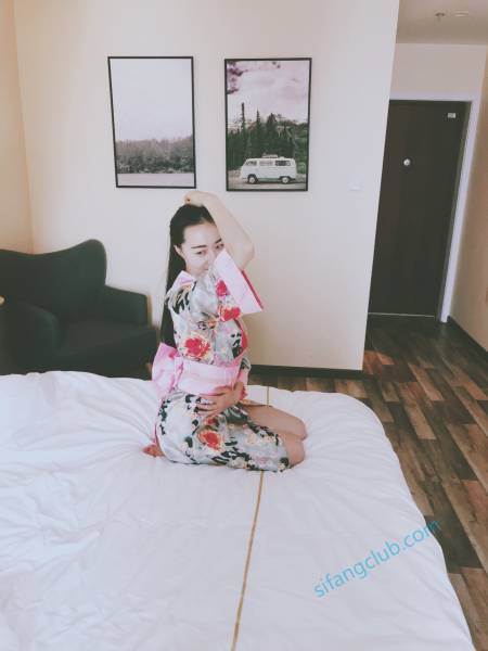 高清极品美女私房照流出[lHM3737/147P/17V/1.6G]-福利好好看