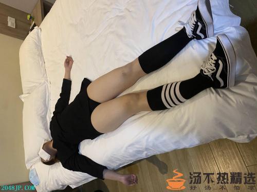 [首发完整原档]约了少妇去爬山回来以后迷玩一下翻眼口交捆绑玩脚-福利好好看