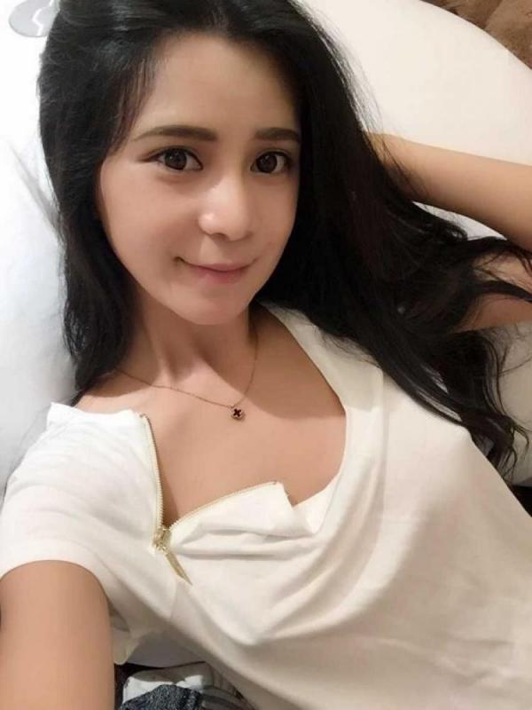 网红贡一战旗直播我叫陛下大尺度绝版72P-撸先生
