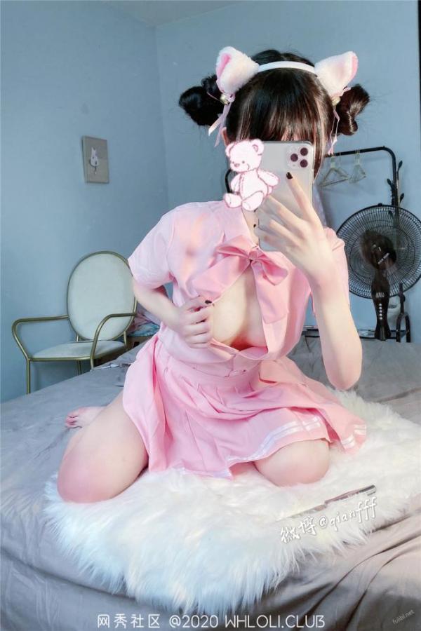 超粉nen极品身材芊宝贝+不知名小姐姐[99P/5V]-福利好好看