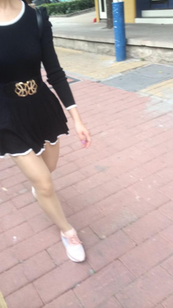 [迷J迷玩]漂亮学生妹，肉丝、开口器口暴、翻眼-福利好好看