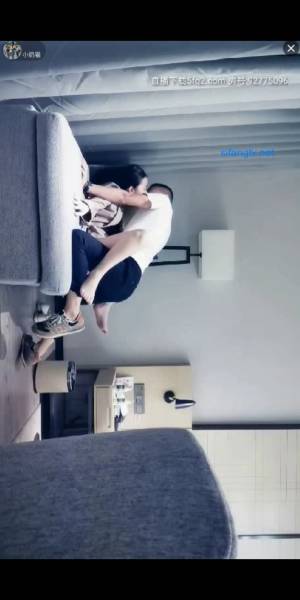 老9约了个娇小的美少妇，对白挺有意思[ABC09/1v/602MB]-福利好好看