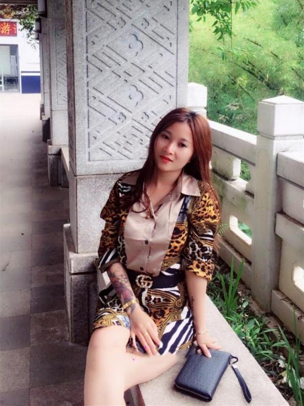 99年嫩妹，超嫩，都搞出血了！-福利好好看