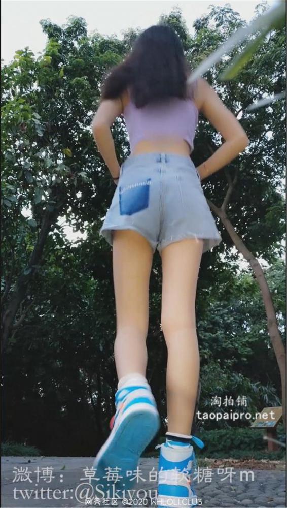 [网秀社区]最新微博萝莉网红@草莓味的软糖呀VIP会员售价777元作品系列-福利好好看