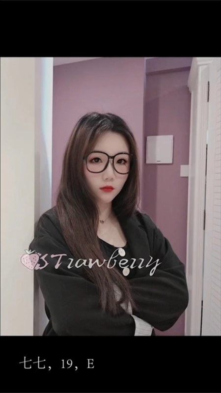 国人大神strawberry性爱日记合集良家少妇大学生女主播网红瑜伽教练-福利好好看