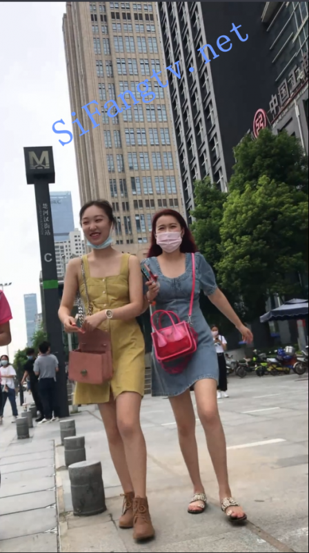 首发[Z先生街拍抄底]最新流出第三集超多美女街拍-福利好好看