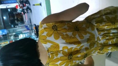 [原创首发]理发店洗头的时候把抄底漂亮老板娘豹纹内内-福利好好看