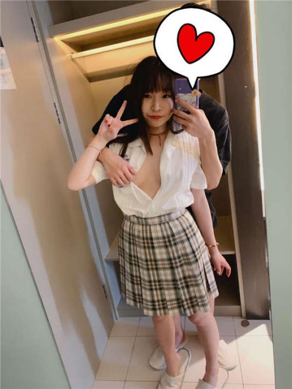 俏皮可爱的大一新生JK女友[111P+4V/54MB]-福利好好看