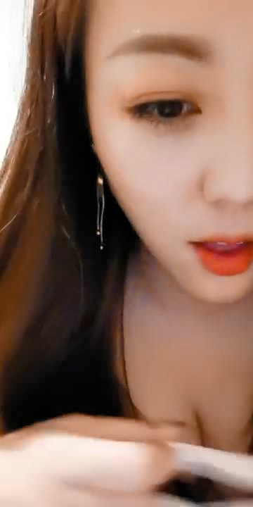 一坊美女橘子红了y一多房道俱大绣20201026-福利好好看