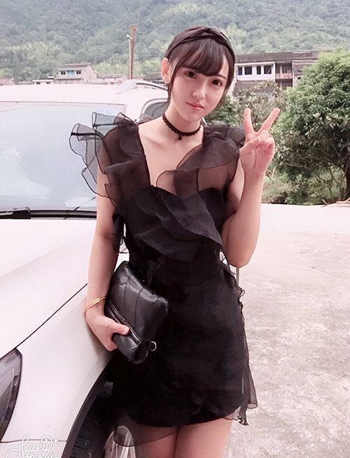 S级别清纯嫩得出水的大眼睛学生妹女神-福利好好看