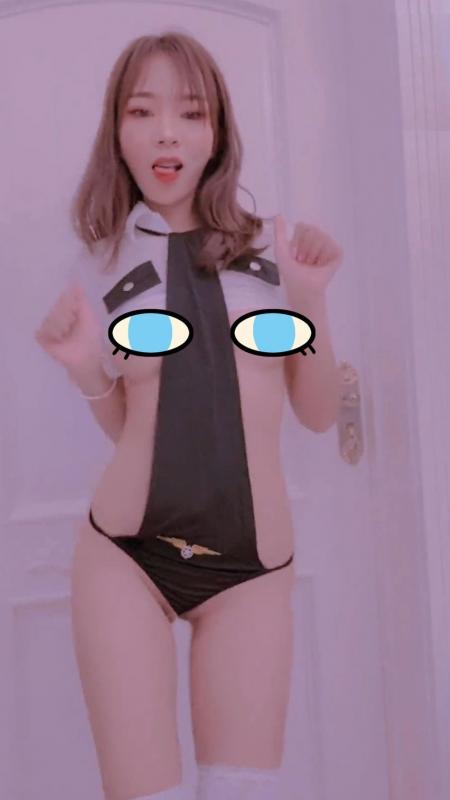 纤细嫩妹露脸热舞-小仙云儿 5V-福利岛