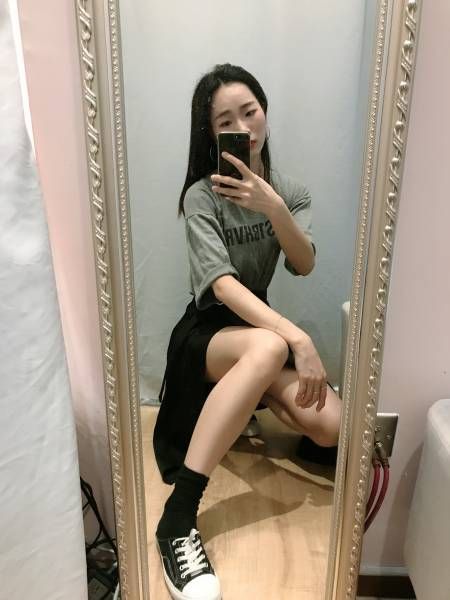 长腿反差婊，你压到我腿了 轮番爆插骑乘-福利好好看