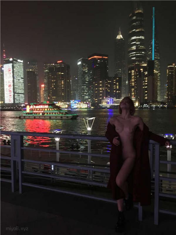 悦爷妖精–上海外滩露出+拍摄花絮[38P+6V/506MB]-福利好好看