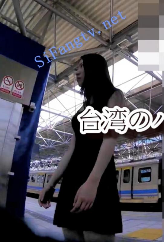 [首发极品CD]TW系列103-露腰短裙美女骚货下面是紫色骚丁-福利好好看